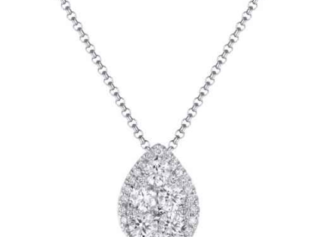 Diamond pendant, Cluster Diamond pendant,