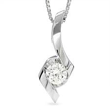 Diamond solitaire necklace, tiffany, halo pattern
